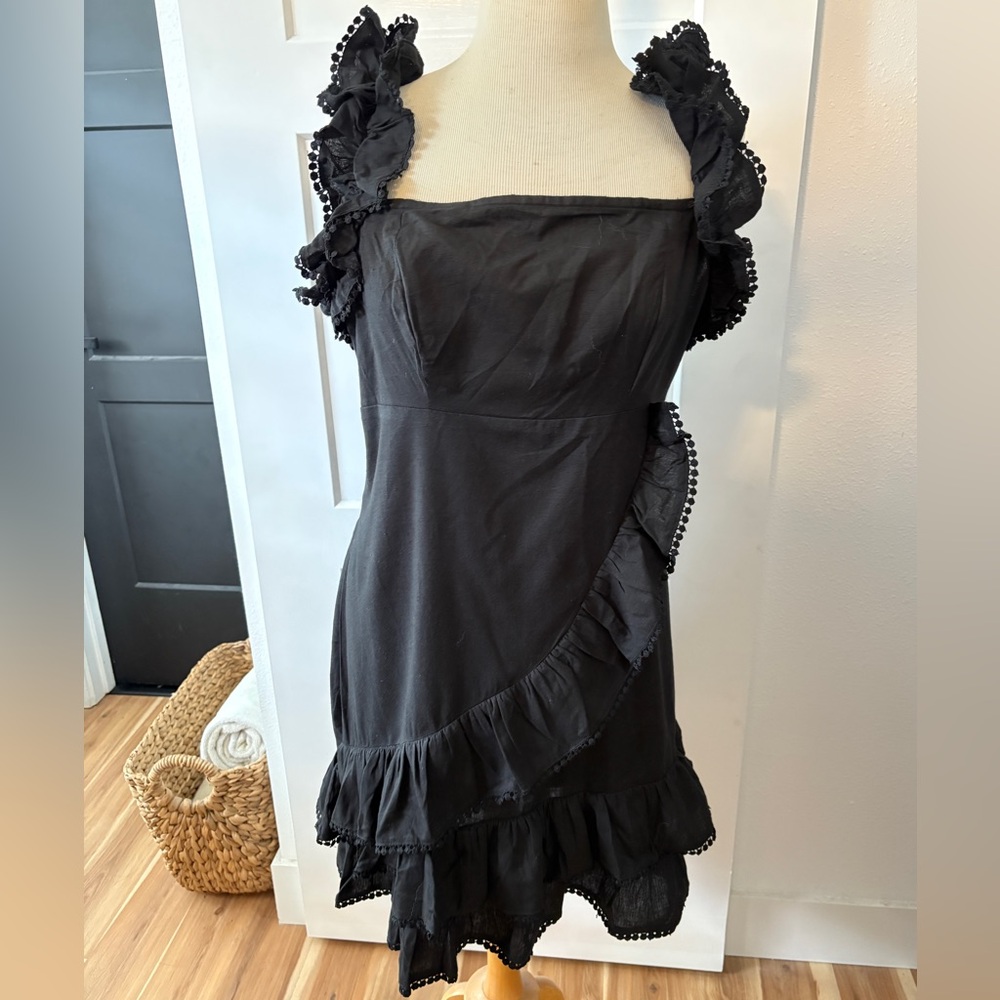 boohoo multilayer ruffled dress size U.S. 12 NWT